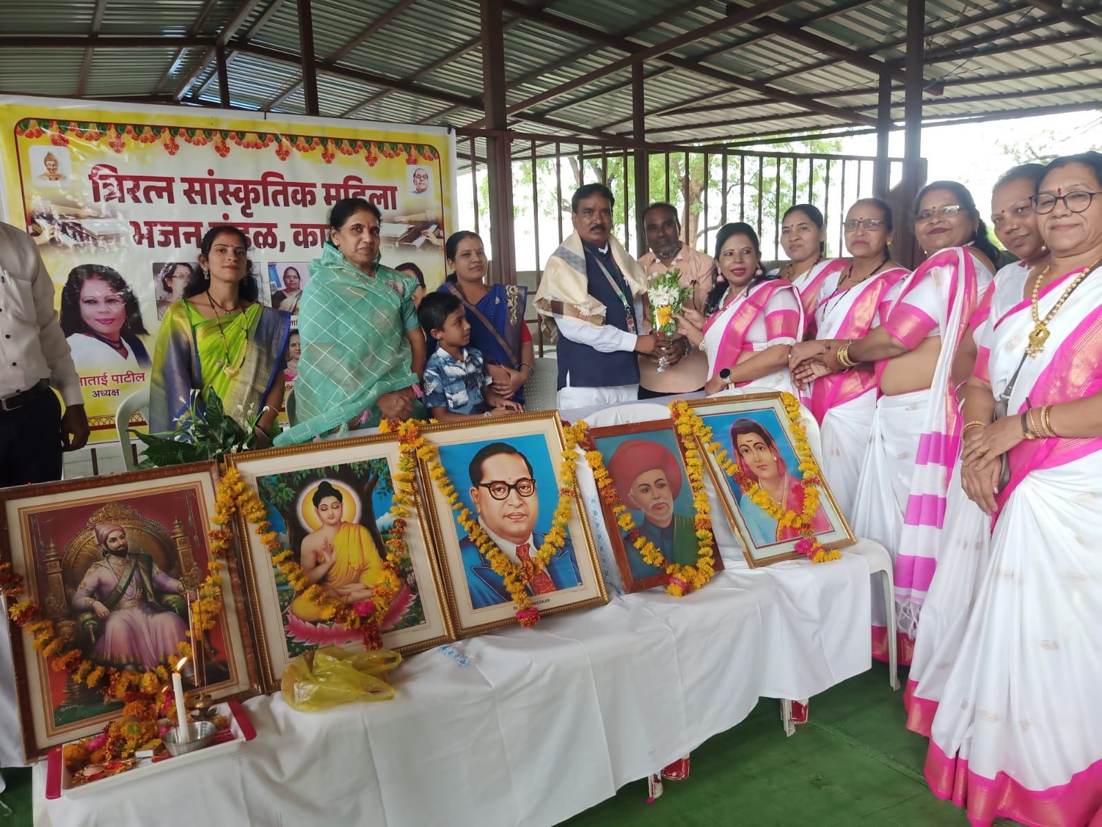 लढा क्रांतीचा लढा कलावंतांचा 
