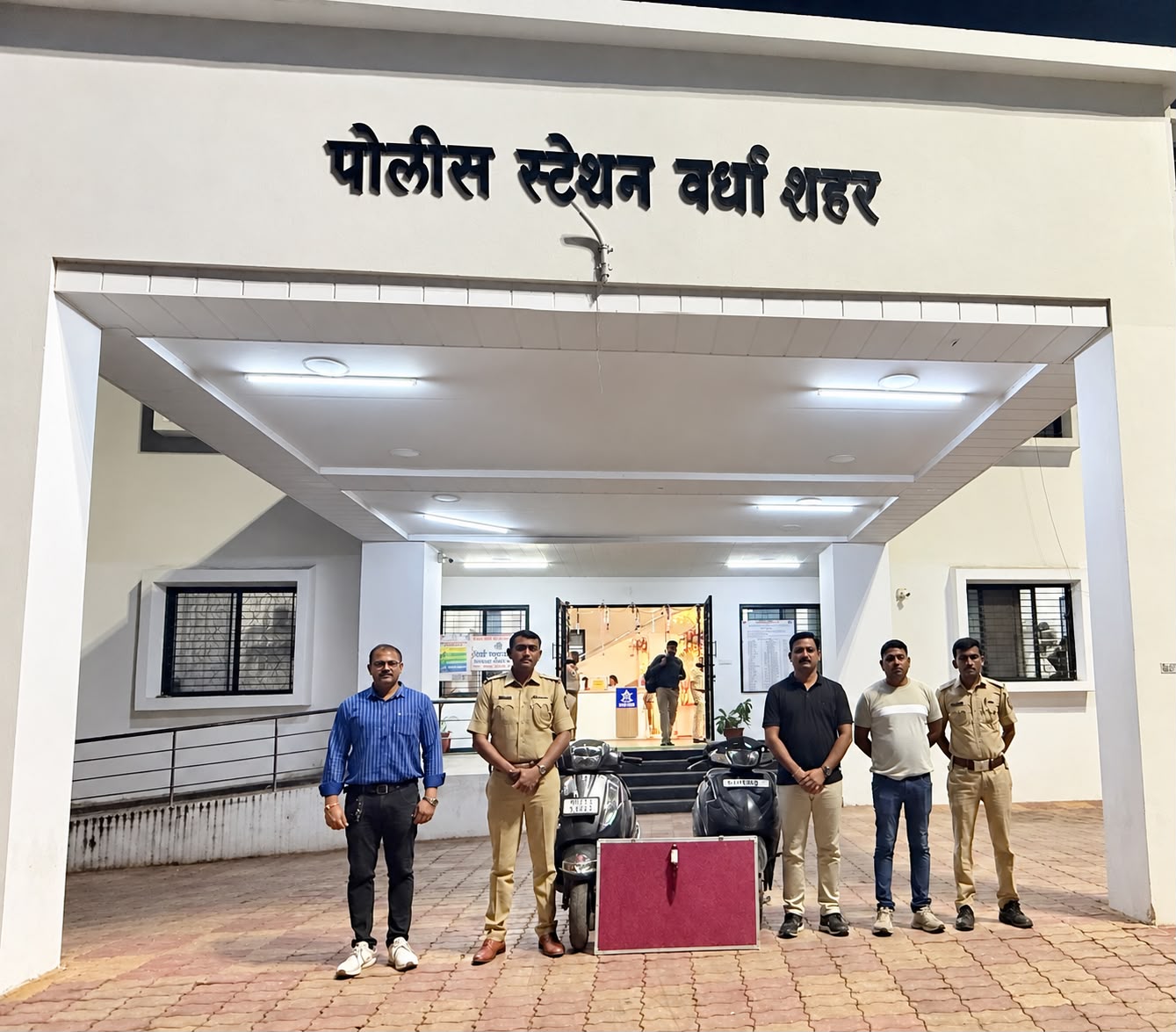 पोलीस स्टेशन वर्धा शहर येथील डीबी पथकाची कार्यवाही अवघ्या चार तासात उघडकीस आणला जबरी चोरीचा गुन्हा