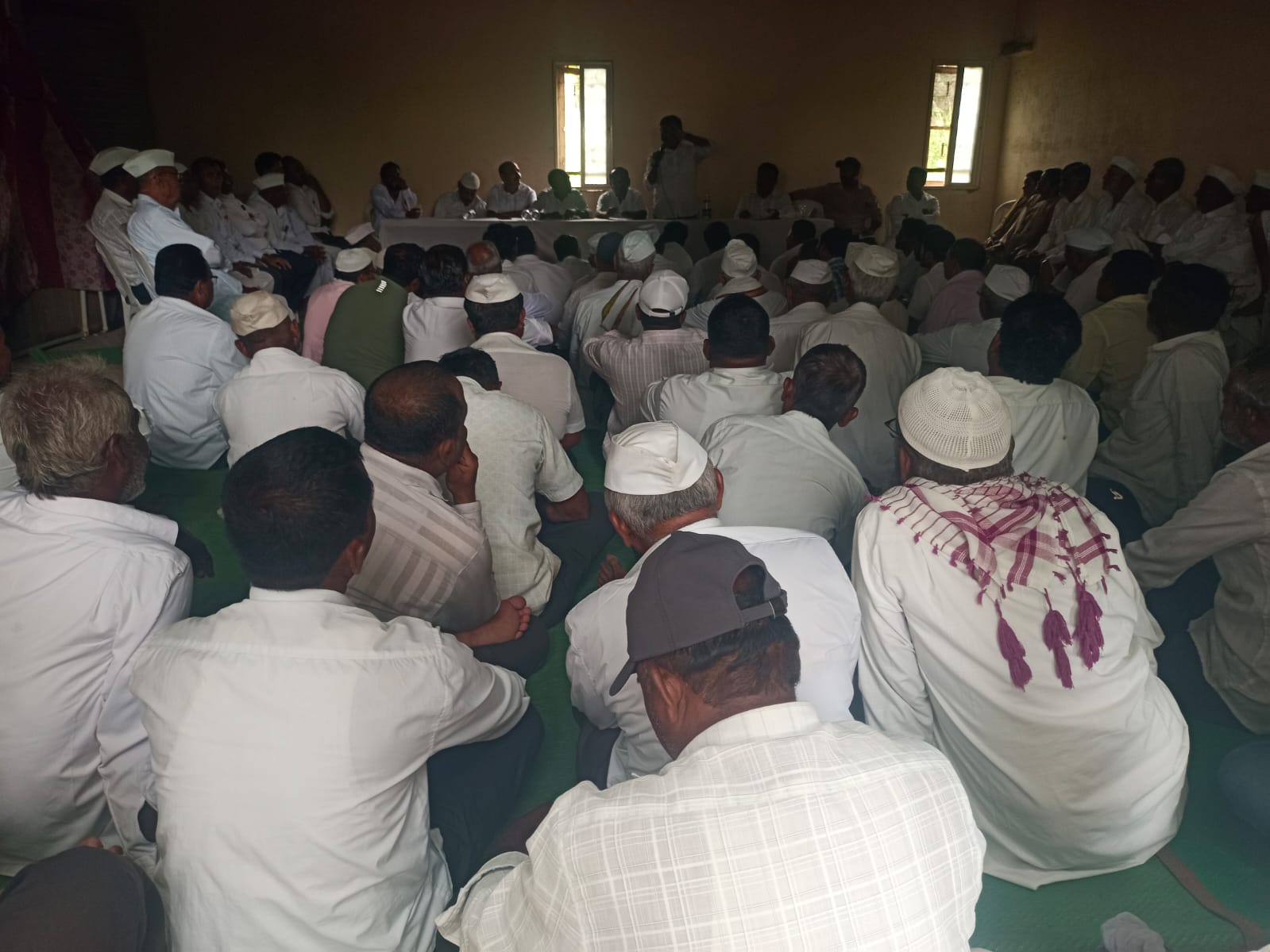 पेडगाव (ता. श्रीगोंदा) येथील विविध कार्यकारी सहकारी सोसायटीच्या ८० व्या वार्षिक सर्वसाधारण