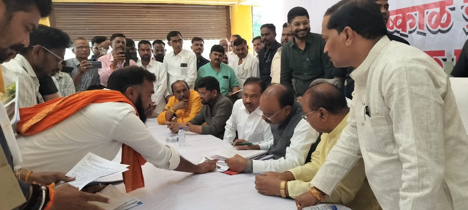 सव्वासहा कोटींच्या कथित शासकीय थकबाकीचा हिशोब द्या; ग्रीन झोन व शासकीय जमिनीवरील
